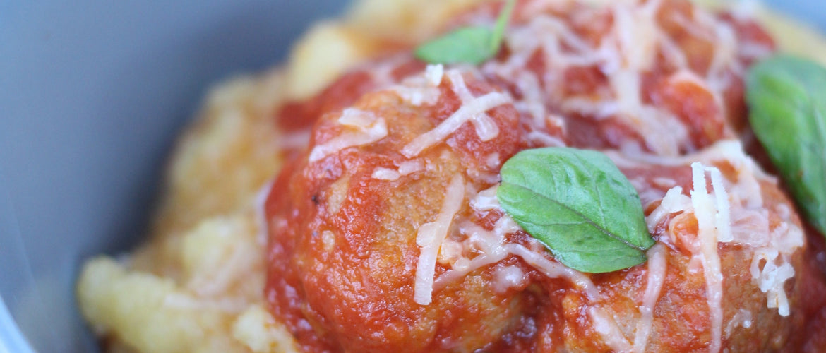 Simple Italian Meatballs In Tomato Sauce with Creamy Polenta
