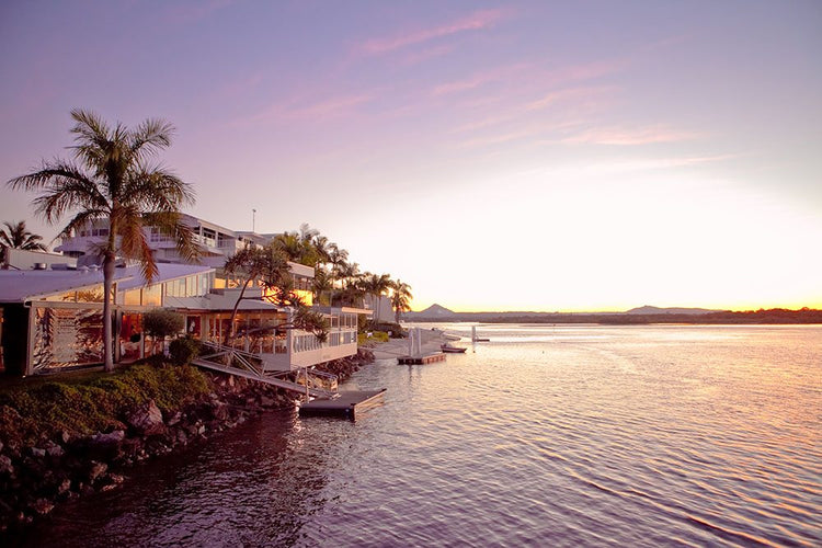 Guide to Eat, Play & Rest in Noosa
